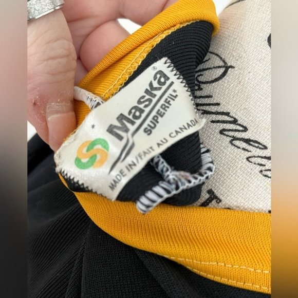 Junior size small/medium. Vintage Bobby Orr Jersey, distressed logo (0127) - Picture 5 of 5